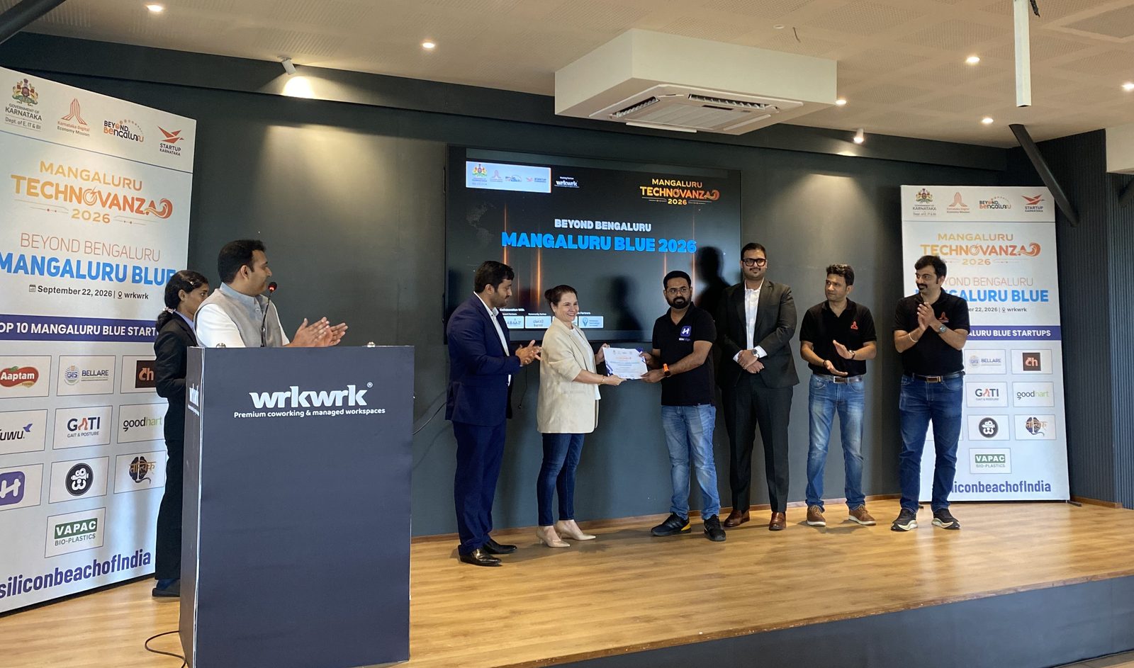 HireEdge receiving the Top 10 certificate at Beyond Bengaluru: Mangaluru BLUE 2026